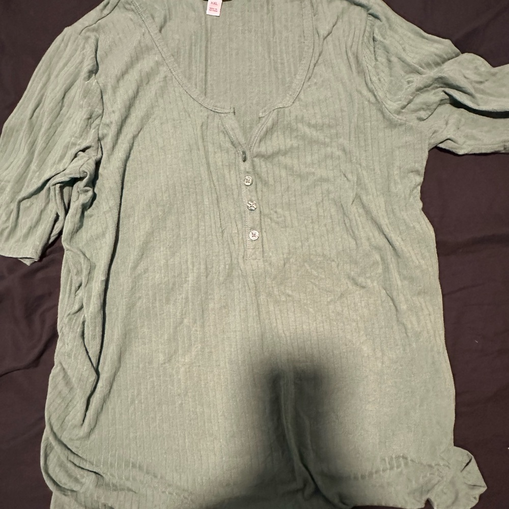 Isabel Maternity by Ingrid & Isabel Green Blouse